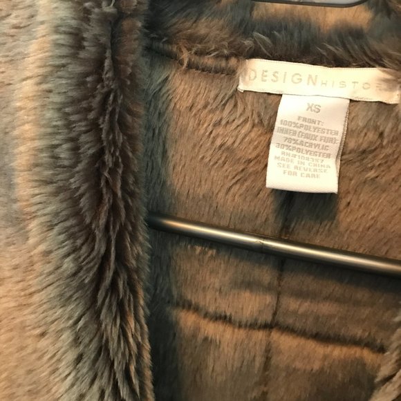 Design History Faux Suede Vest XS - Picture 3 of 3